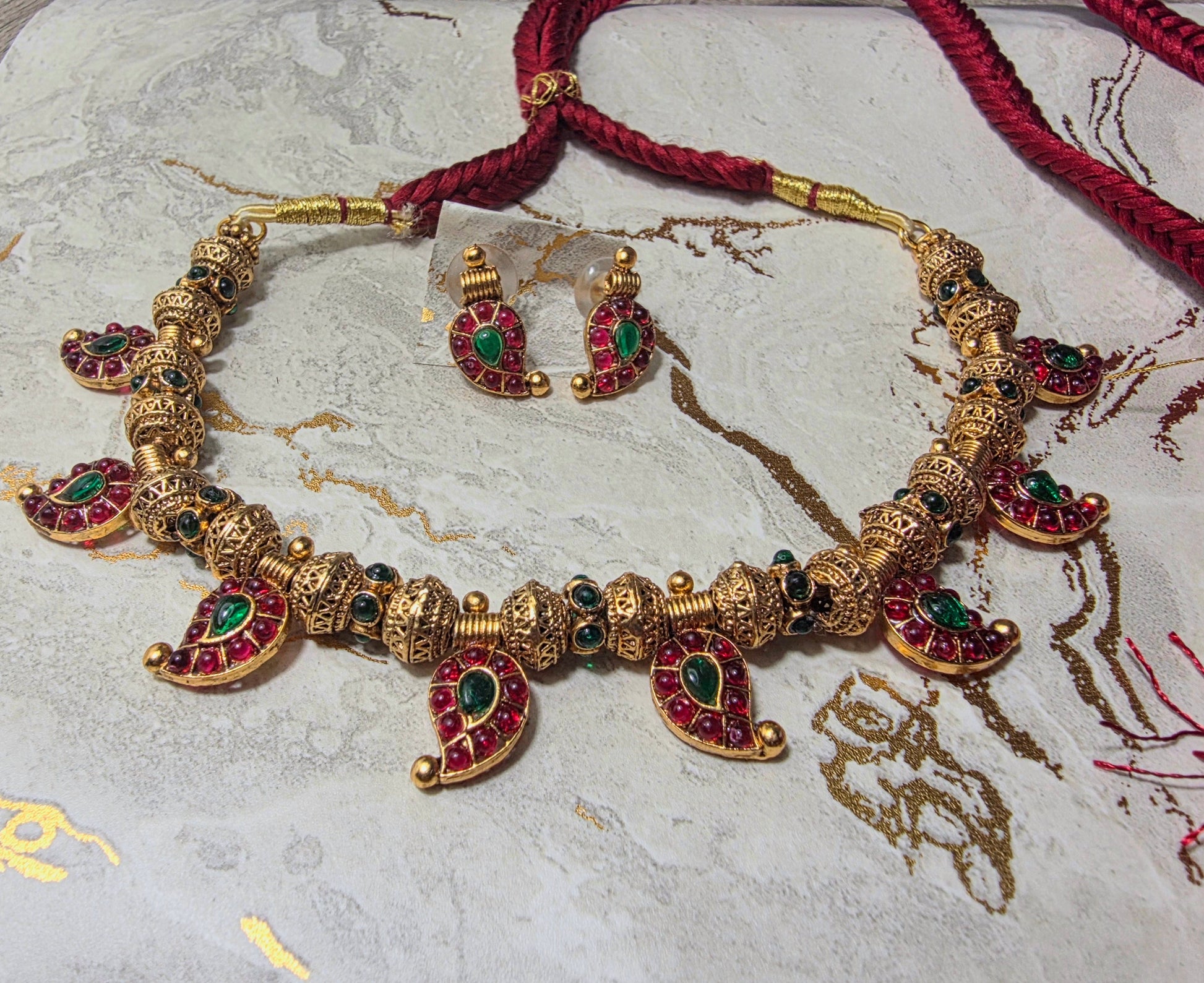 Maroon braided silk dori with gold tassel for necklace